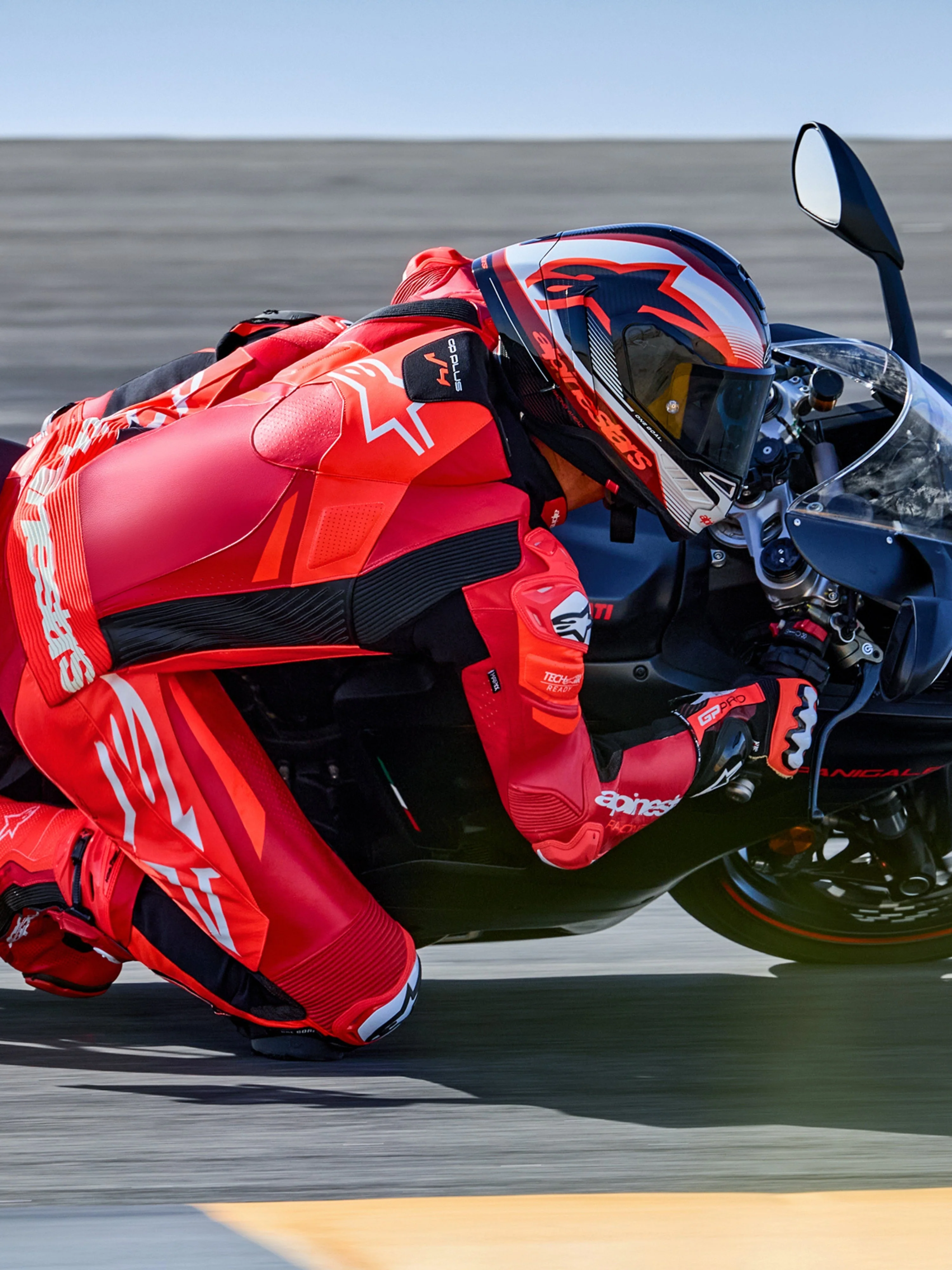 Gp Plus V4 Sprint Leather Suit - 1Piece - Image 5