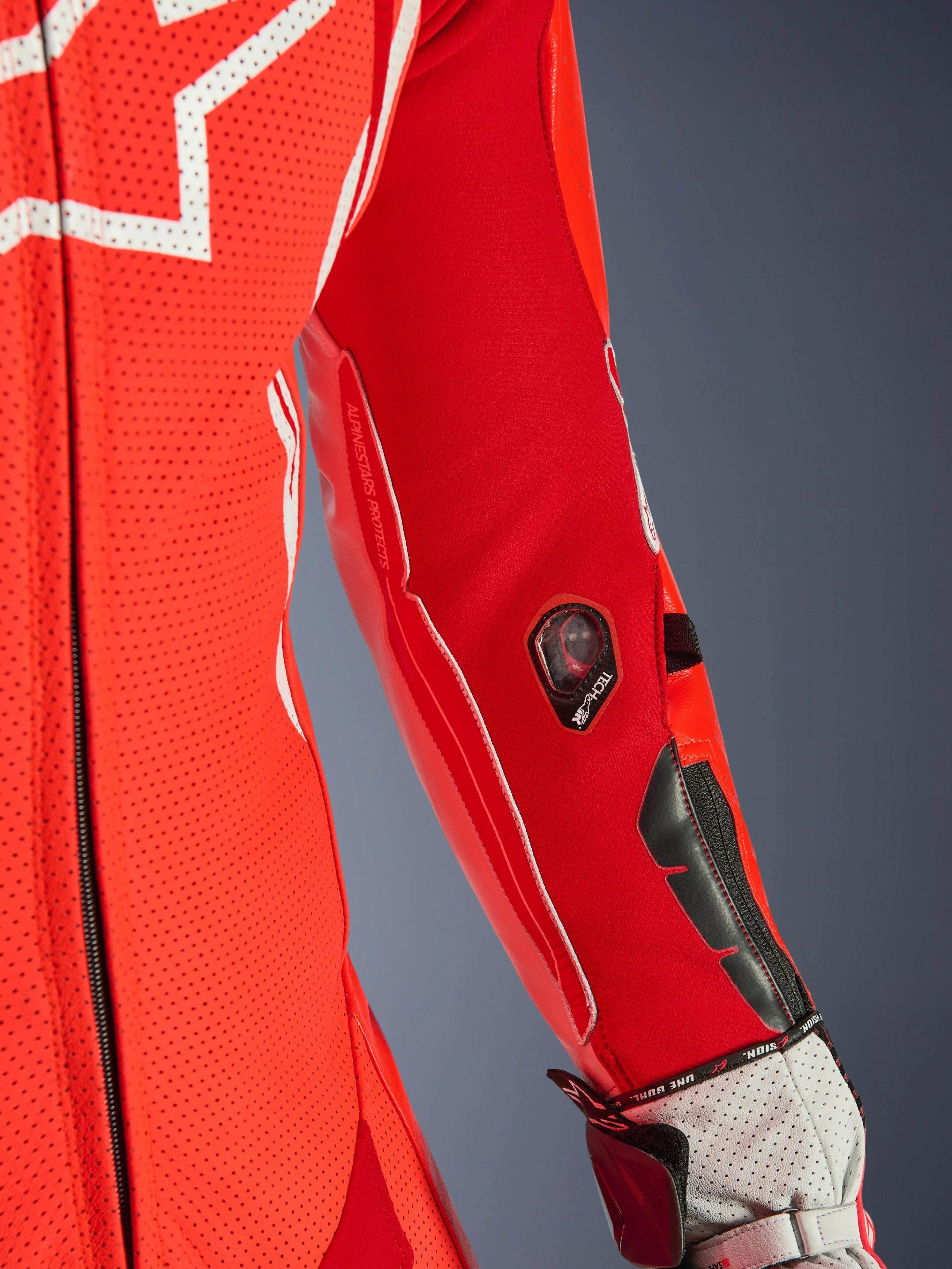 GP Tech V5 Leather Suit - 1Piece - Image 11
