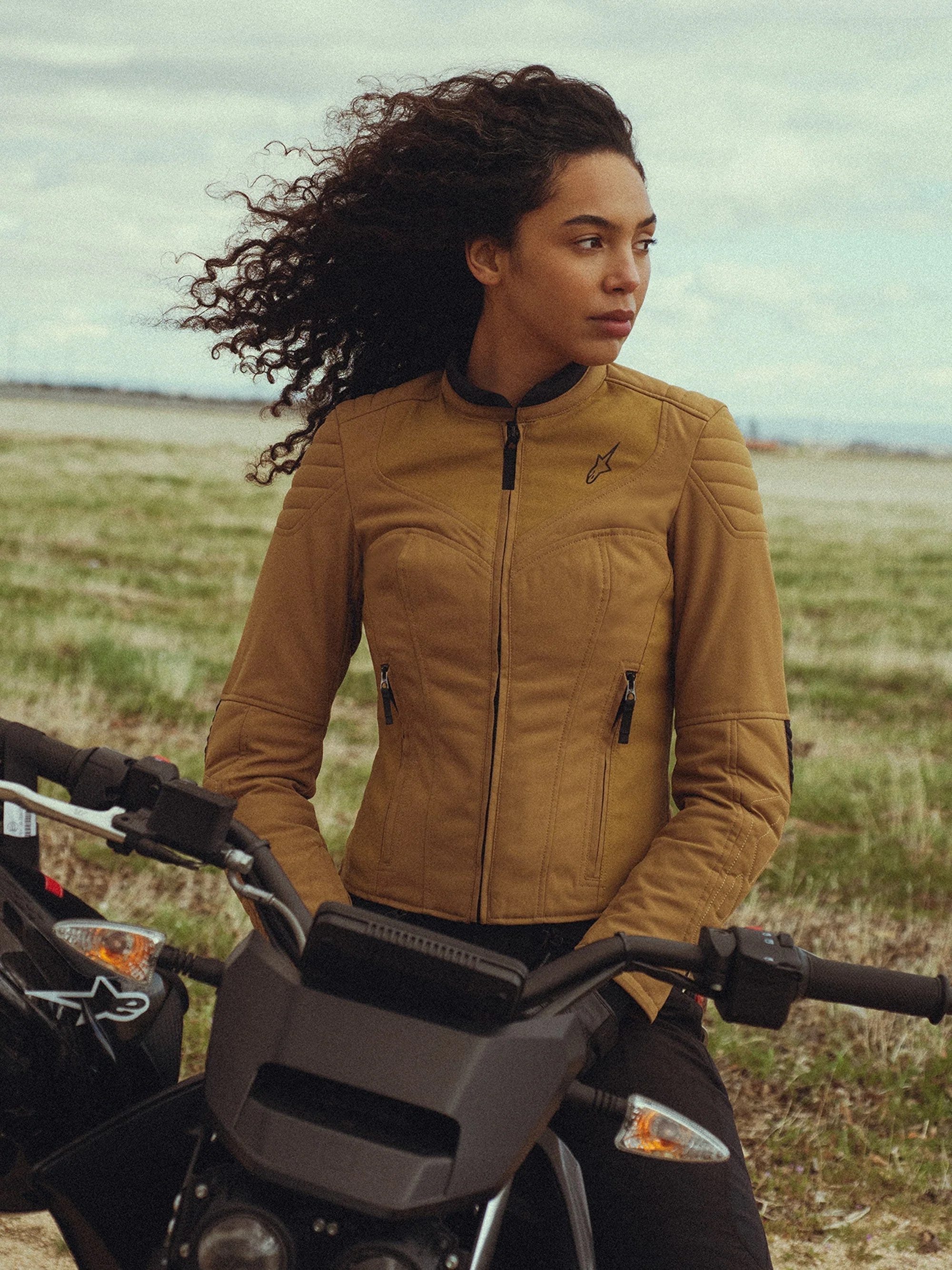 Isla WR Women's Jacket - Image 2