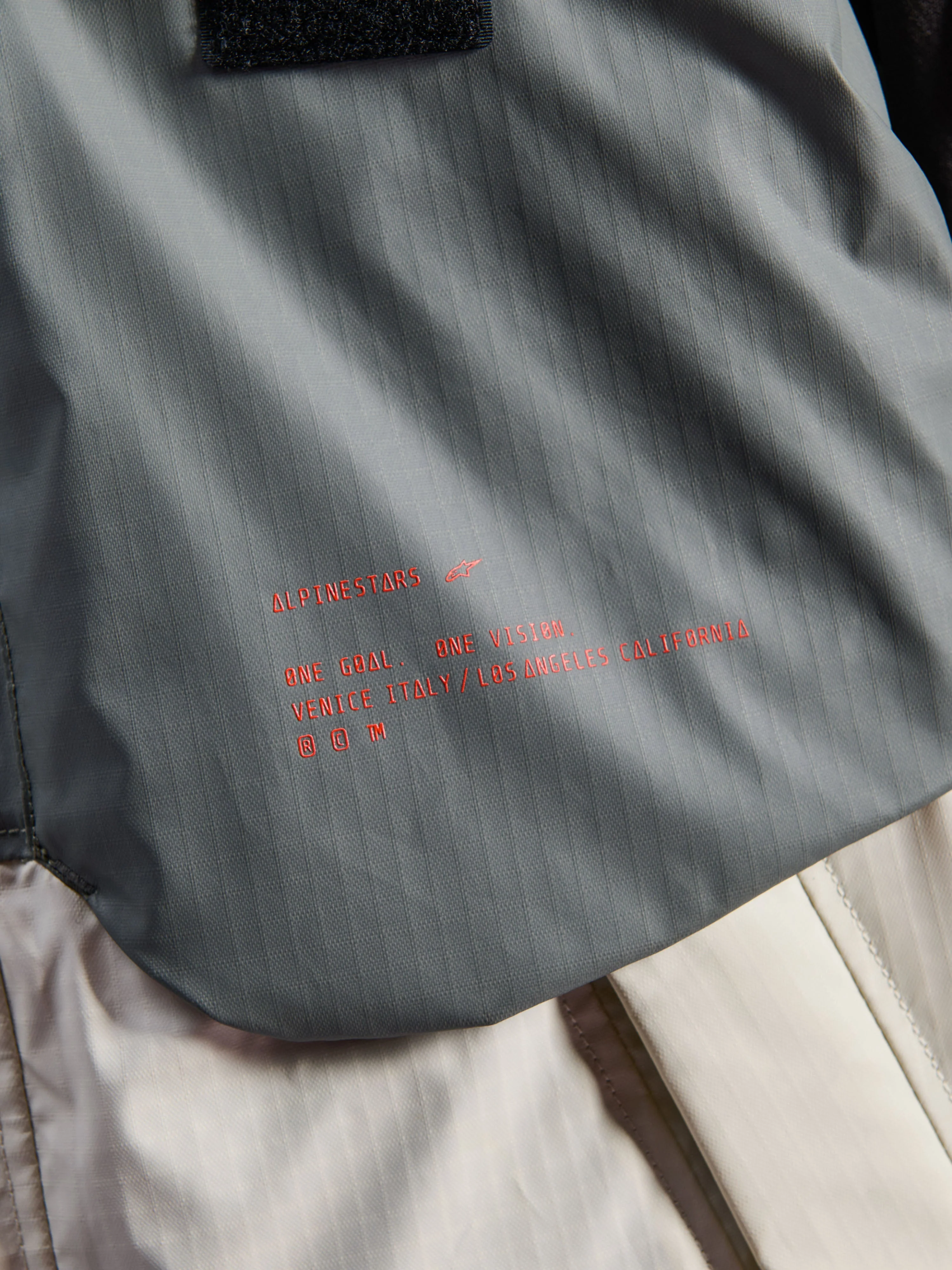 Mospher WP Jacket - Image 9