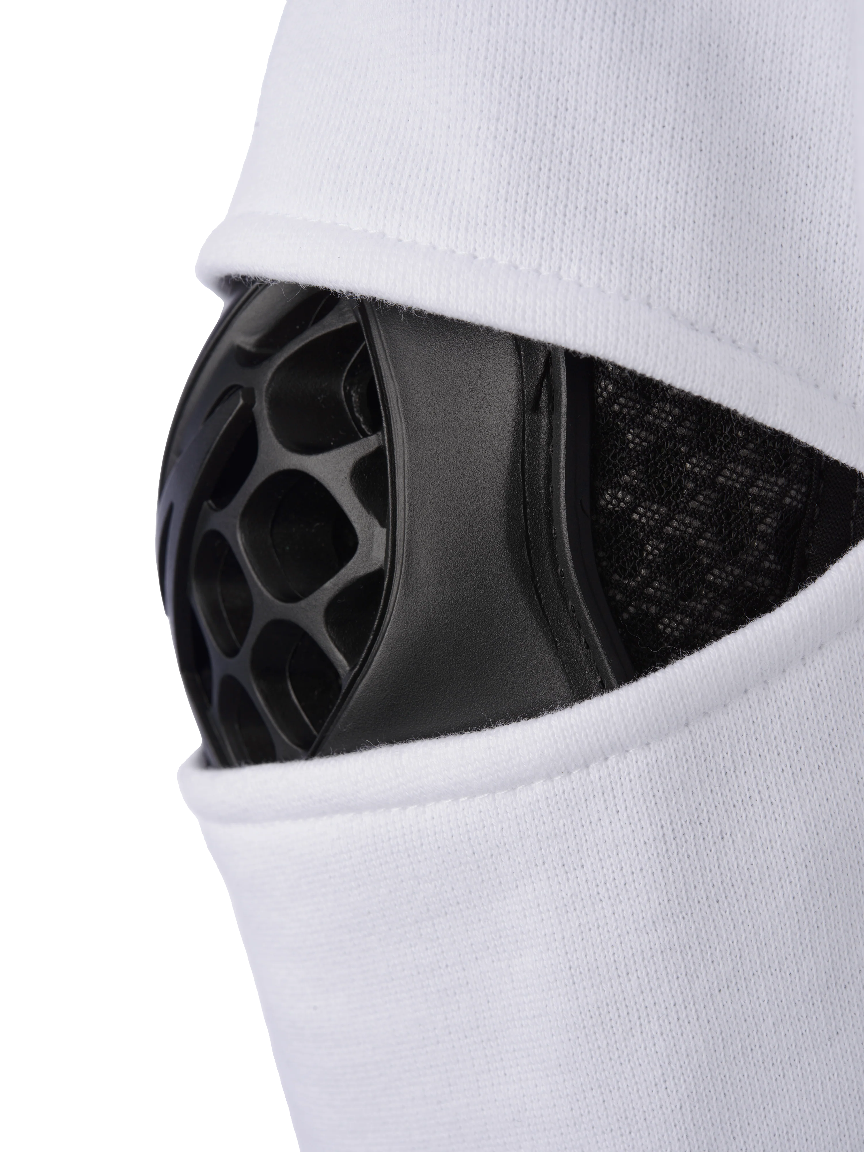 RSRV ARMOR HOODIE - Image 8