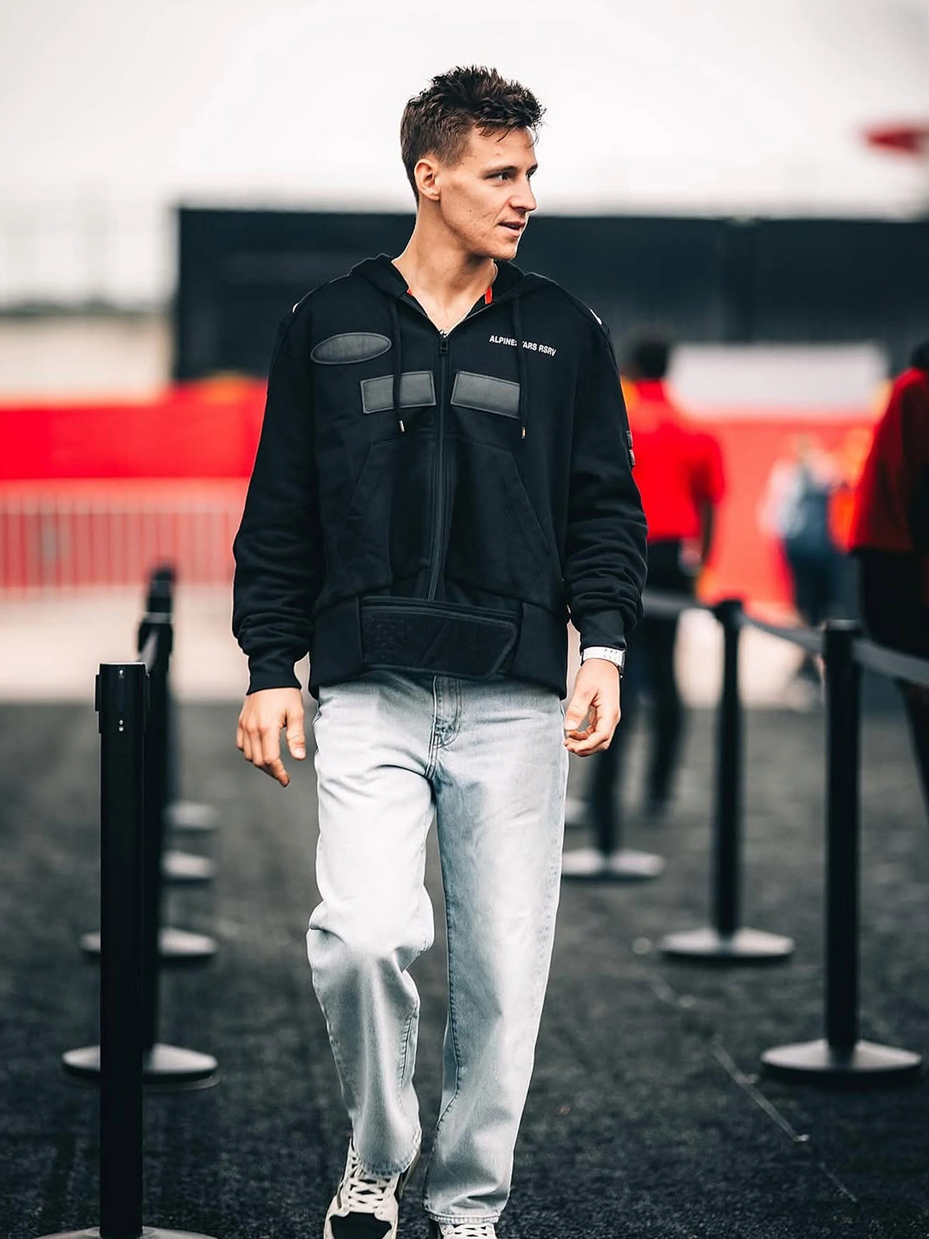 RSRV Braced Hoodie - Image 4