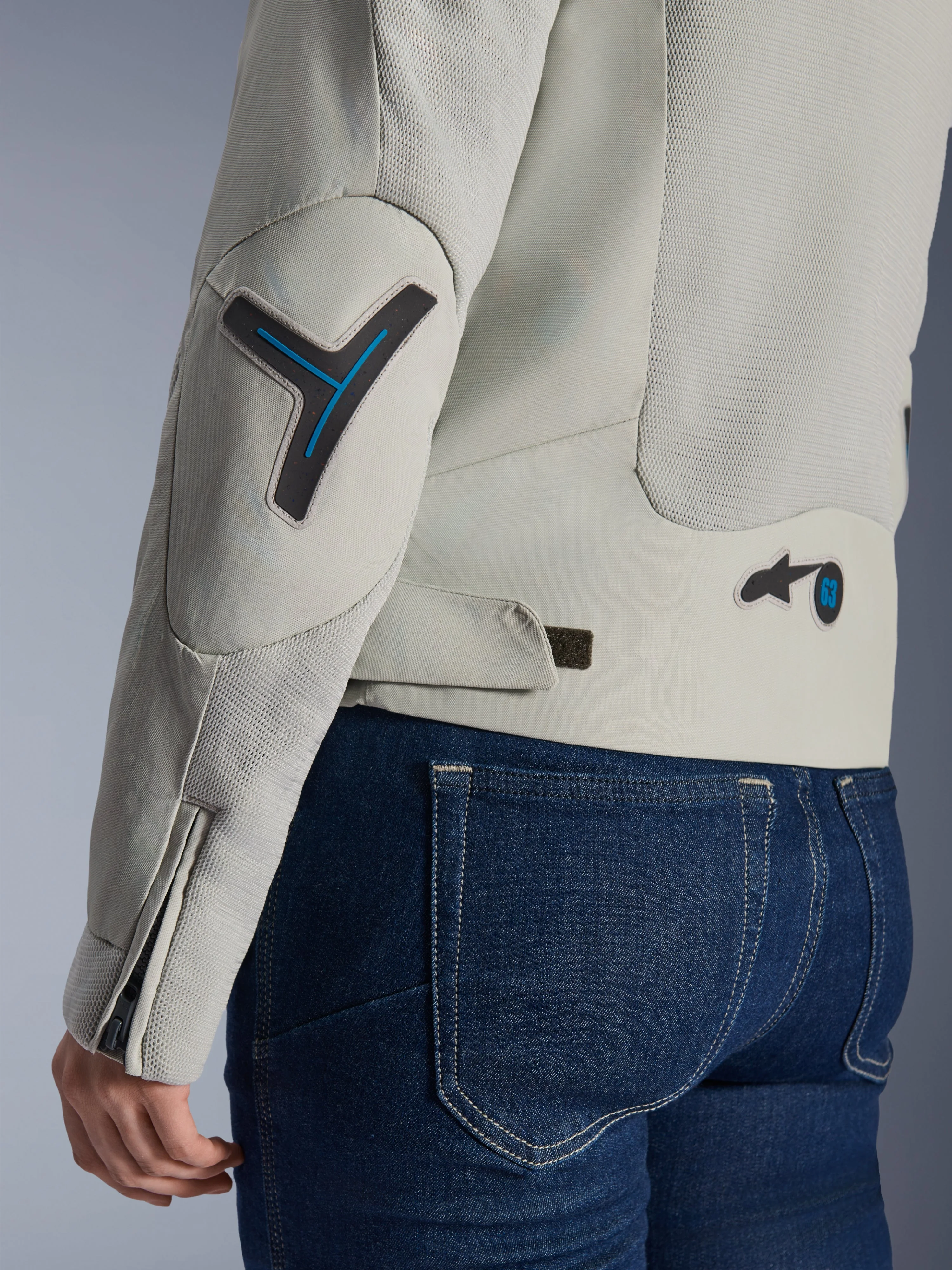 Woman Stella Circal-1 Air Jacket - Image 4