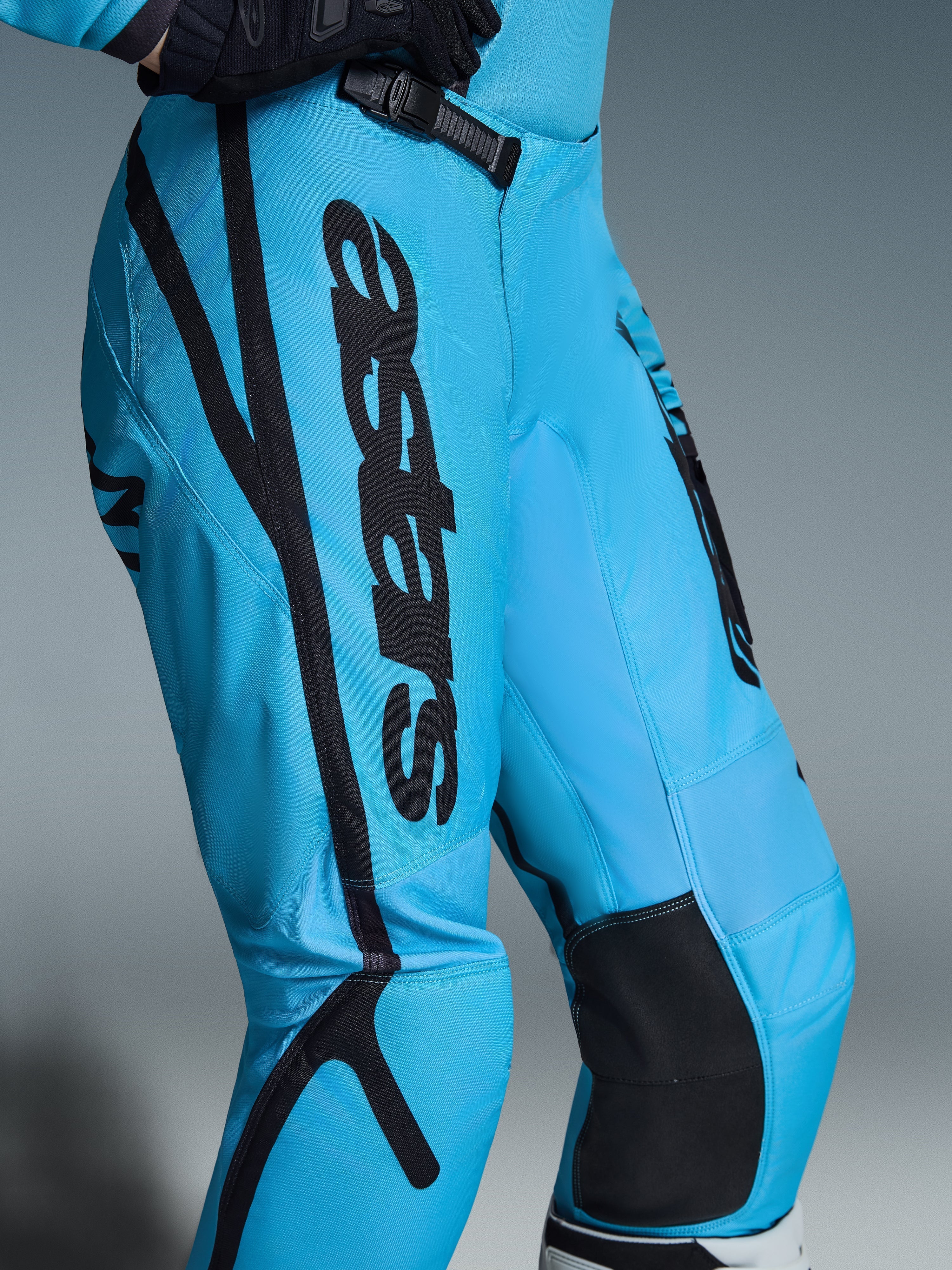 2026 Stella Fluid Apex Pants - Image 9