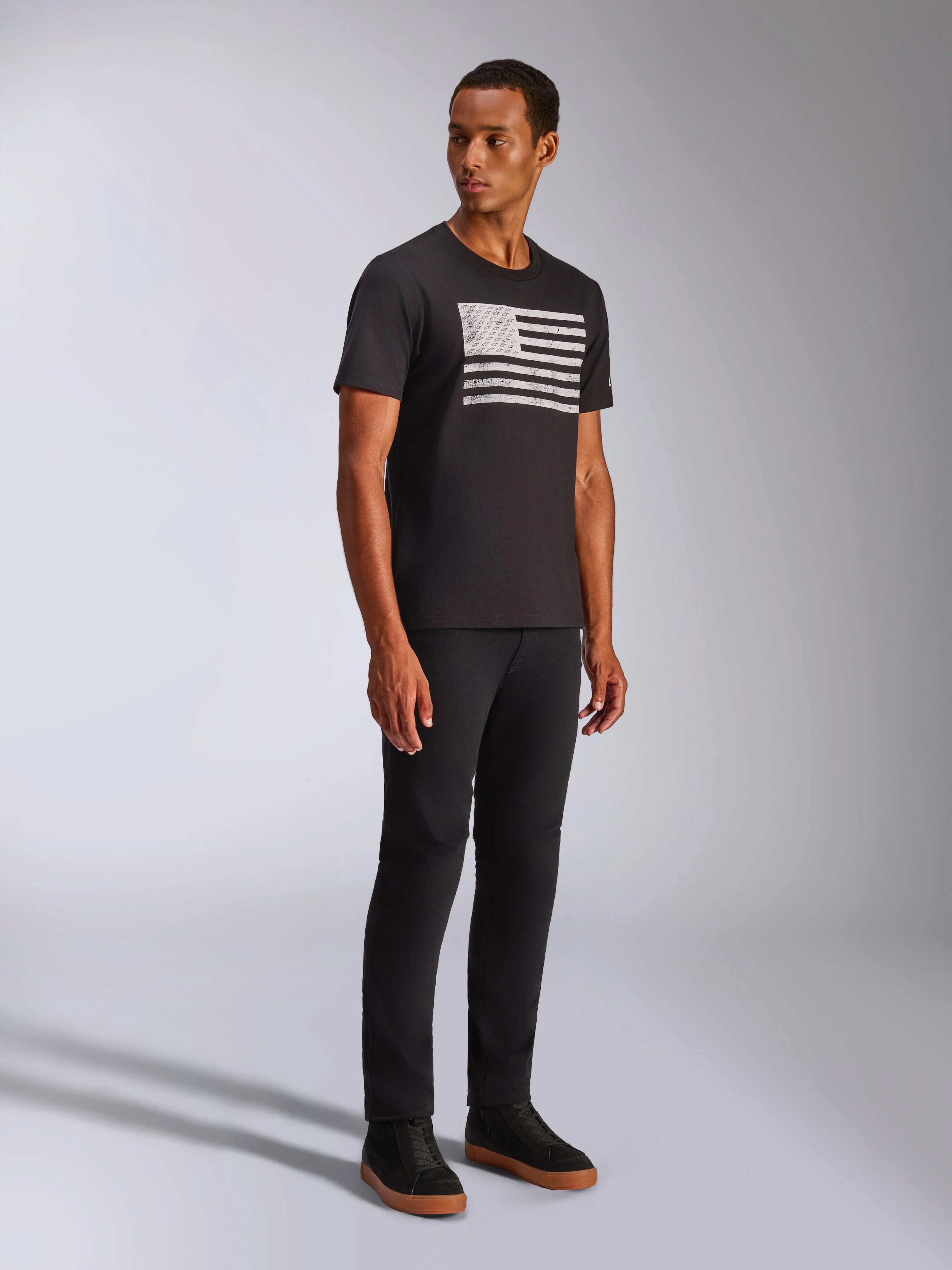 Waving CSF Tee - Short Sleeve - Image 4